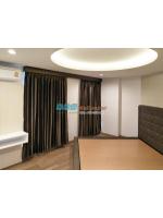 ผลงานติดผ้าม่านจีบ แบบทึบ พร้อมติดกล่องบังราง ย่านศรีครินทร์