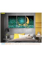 วอลเปเปอร์ติดผนังภาพวิว แต่งห้องนอน ด้วยภาพใส่กรอบ ลายพระจันทร์กลางป่า ดวงดาวตอนกลางคืน เส้นสีเย็นตา สร้างความผ่อนคลาย