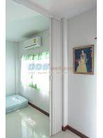 ผลงานตัวอย่างติดฉากกั้นห้อง พีวีซี ลายไม้ สีเทา หมู่บ้านมัณฑกานต์ วิลล์ ตำหรุ-บางพลี