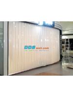 ตัวอย่างติดฉากกั้นห้อง บริเวณประตูร้าน ภายในห้างสรรพสินค้าโลตัส ศรีนครินทร์