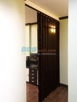 ตัวอย่างผลงานจากทางร้าน ติดตั้งด้วยฉากกั้นห้อง สีน้ำตาล ที่จังหวัดสมุทรปราการ