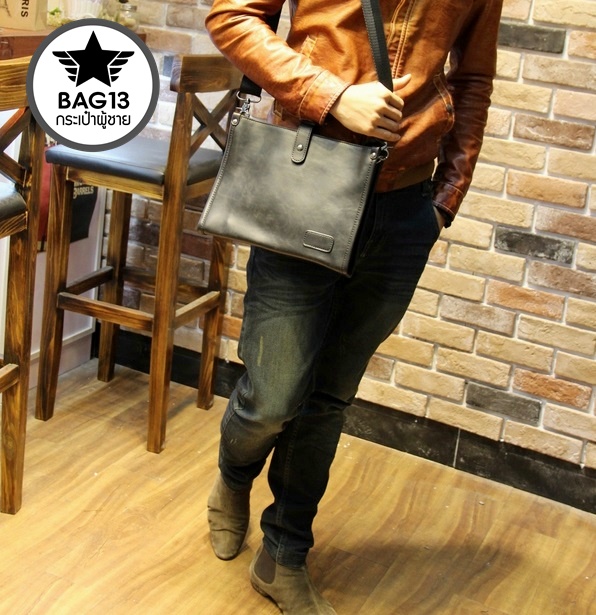 กระเป๋าสะพายข้างผู้ชาย รหัส A006