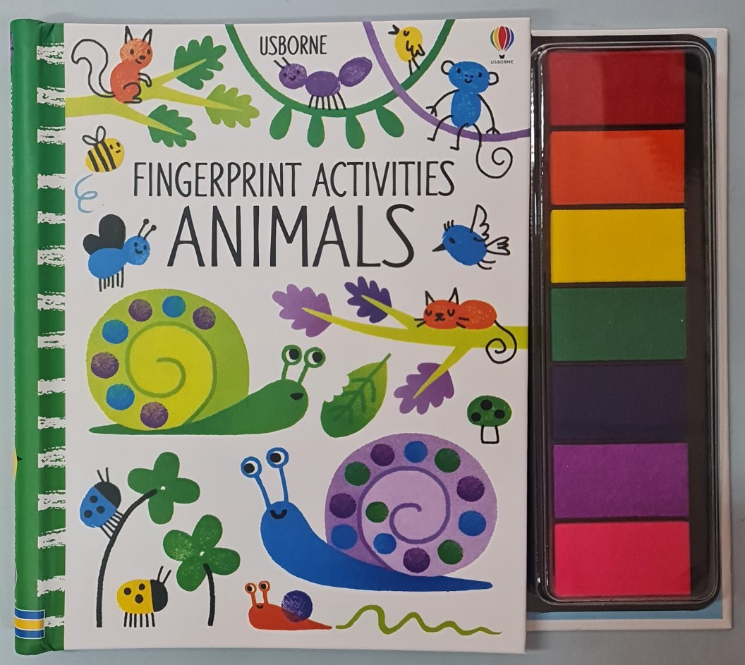 Usborne Fingerprint Activities หนังสือกิจกรรมพิมพ์ลายนิ้วมือ