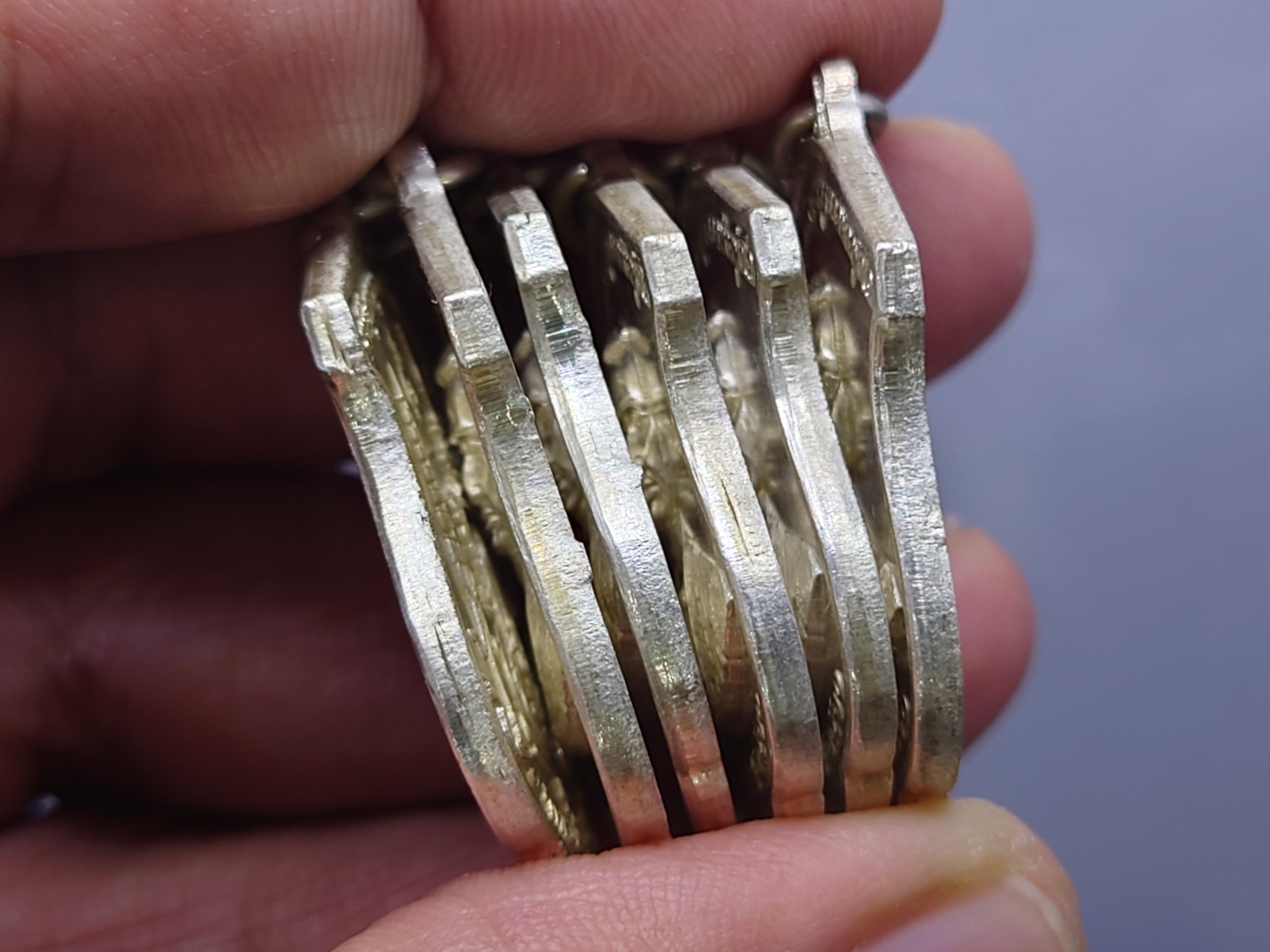 เหรียญสมเด็จพระพุทธยอดฟ้าจุฬาโลก เนื้อเงิน" พิธีพระกริ่งจัก ในหลวง เททอง"(หลวงปู่โต๊ะ ร่ามปลุกเสก) วัดพระเชตุพนฯ ปี 2510