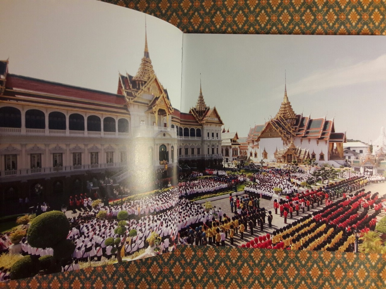 ภูมิพลบรมราชาธิราช จอมทัพไทย + CD-Rom