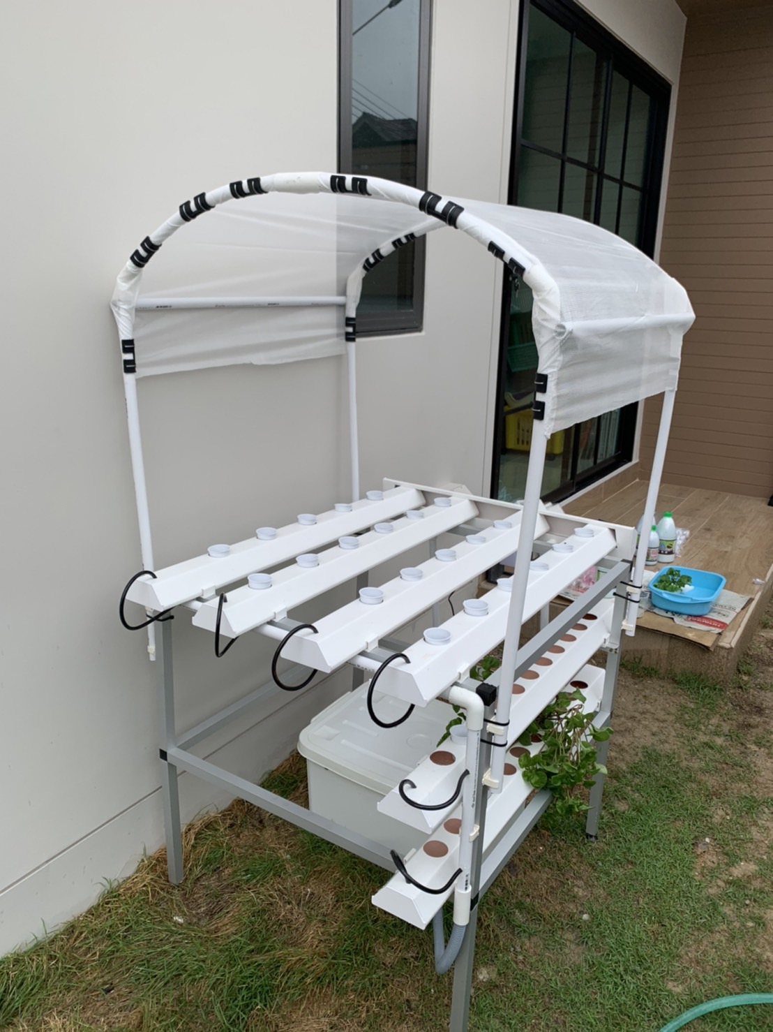 ชุดปลูกผักไฮโดรโปนิกส์ แบบตั้งโต๊ะ ขนาด 1 m 4 รางปลูก+2 รางอนุบาล