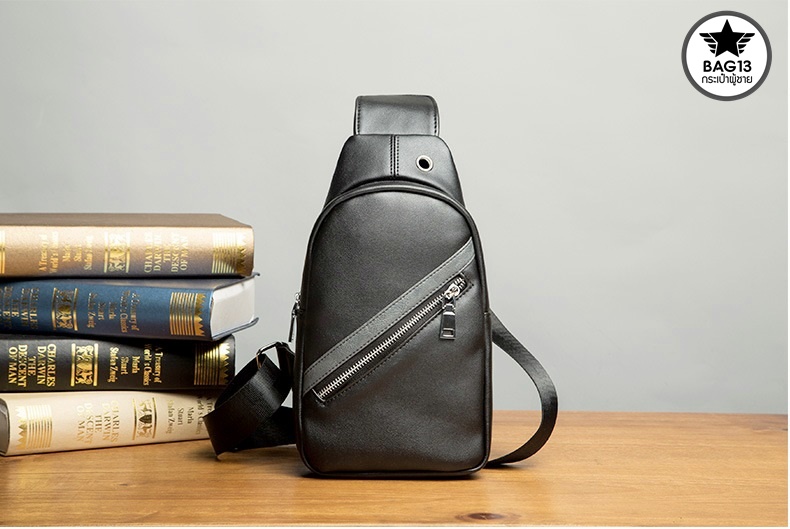 กระเป๋าคาดอกผู้ชาย รหัส B016