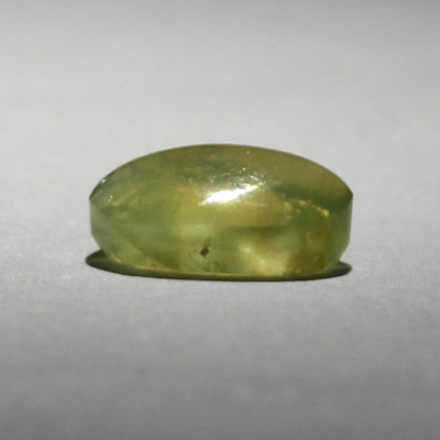 คริสโซเบริลตาแมวหรือไพฑูรย์ (Cat's eye Chrysoberyl) 1.29 กะรัต จากอินเดีย