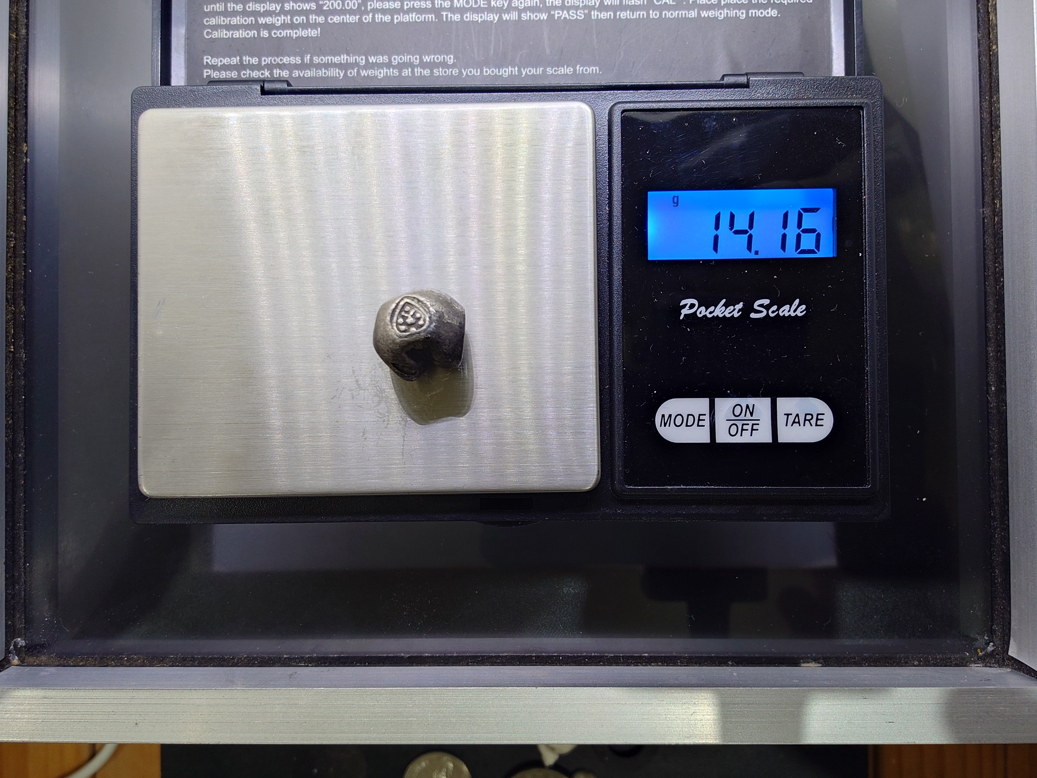 พดด้วง ขนาด 1 บาท ตราพุ่มข้าวบิณฑ์ สมัยอยุธยา สภาพสวย