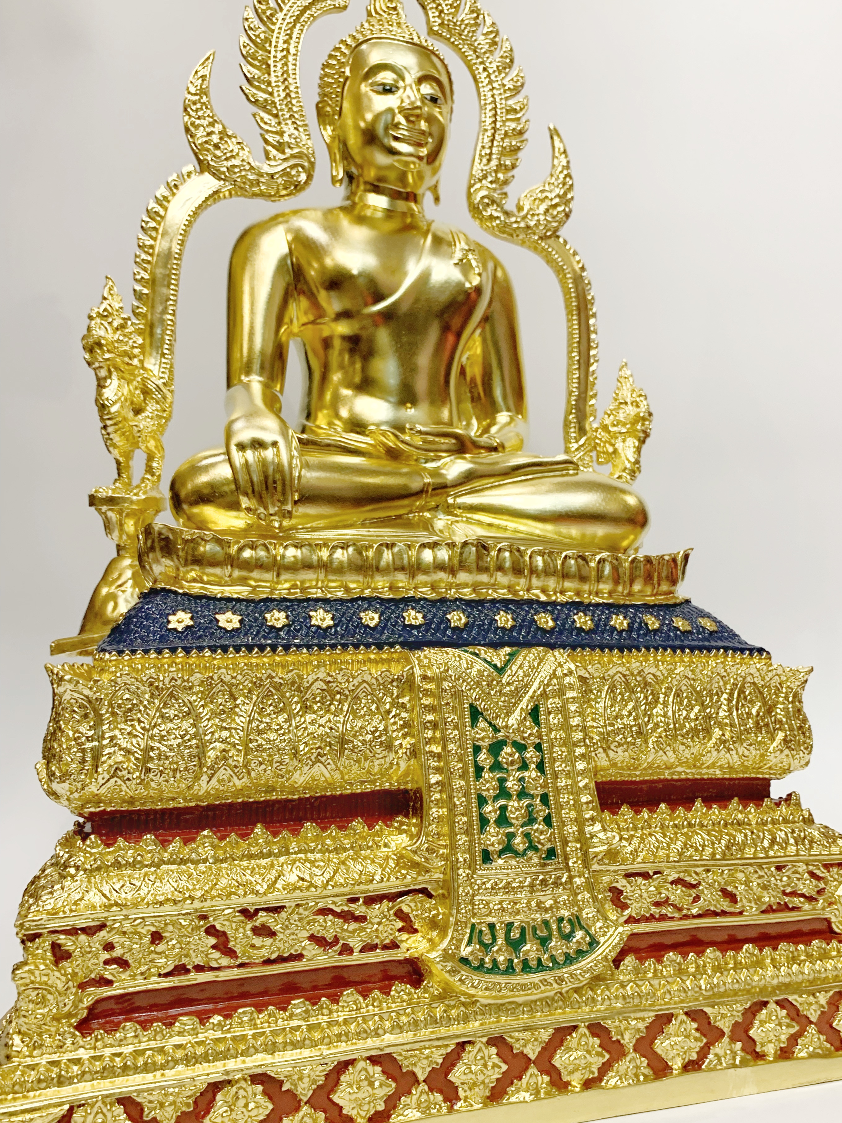 หลวงพ่อเพชร หน้าตัก 9 นิ้ว วัดท่าหลวง จ.พิจิตร ปี พ.ศ.2549