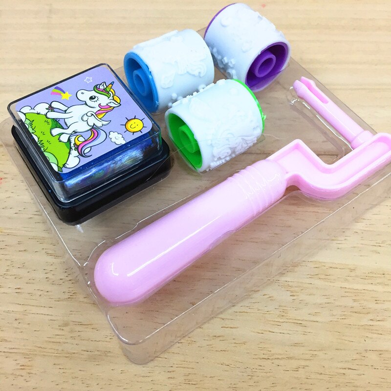 MUISUNGSHOP ลูกกลิ้งลายการ์ตูน ลูกกลิ้งสแตมป์ สำหรับเด็ก ของเล่นเด็กเสริมพัฒนาการ