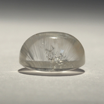 โทปาสตาแมว (Cat's eye Topaz) 2.56 กะรัต ตาแมวไหมสีเงิน หายาก