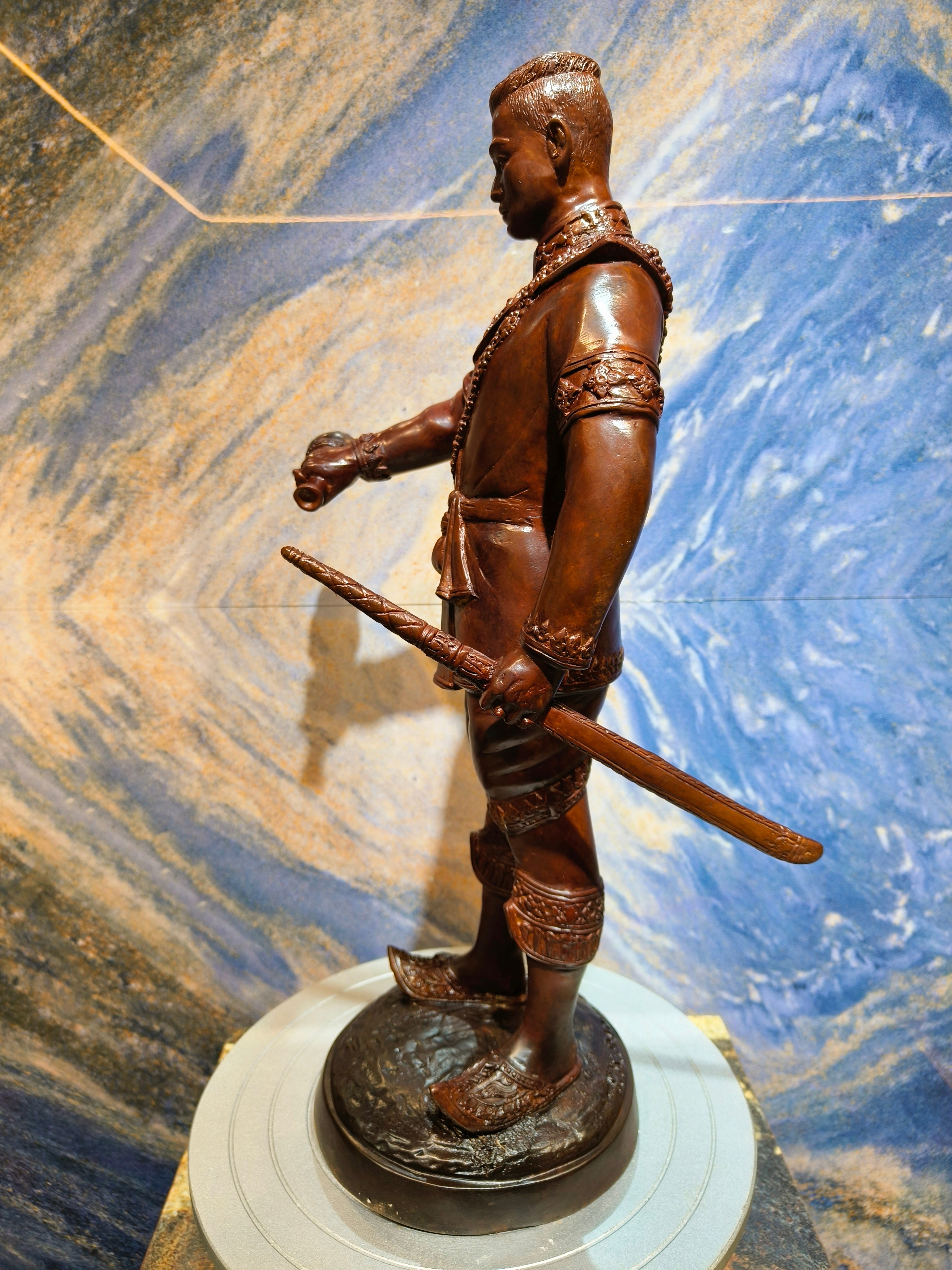 รูปหล่อ พระนเรศวร ยืนหลั่งทักษิโณทก หน้าตัก 9 นิ้ว