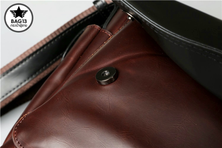 กระเป๋าสะพายข้างผู้ชาย รหัส A003