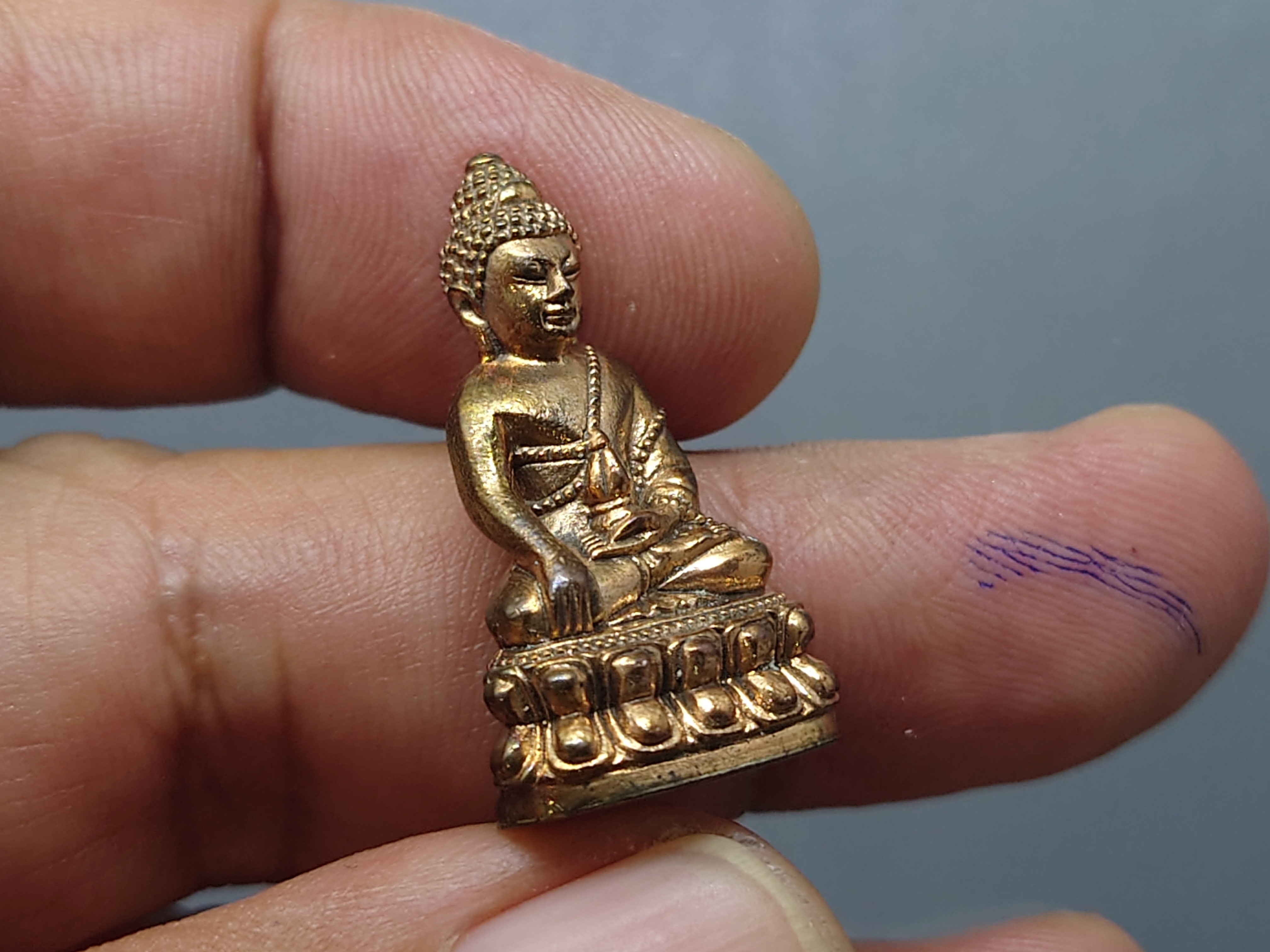 พระกริ่ง ๖๐ ปี พระพรหมเมธี เนื้อนวะโลหะ วัดเทพศิรินทราวาส พ.ศ.2550 พร้อมกล่องเดิม