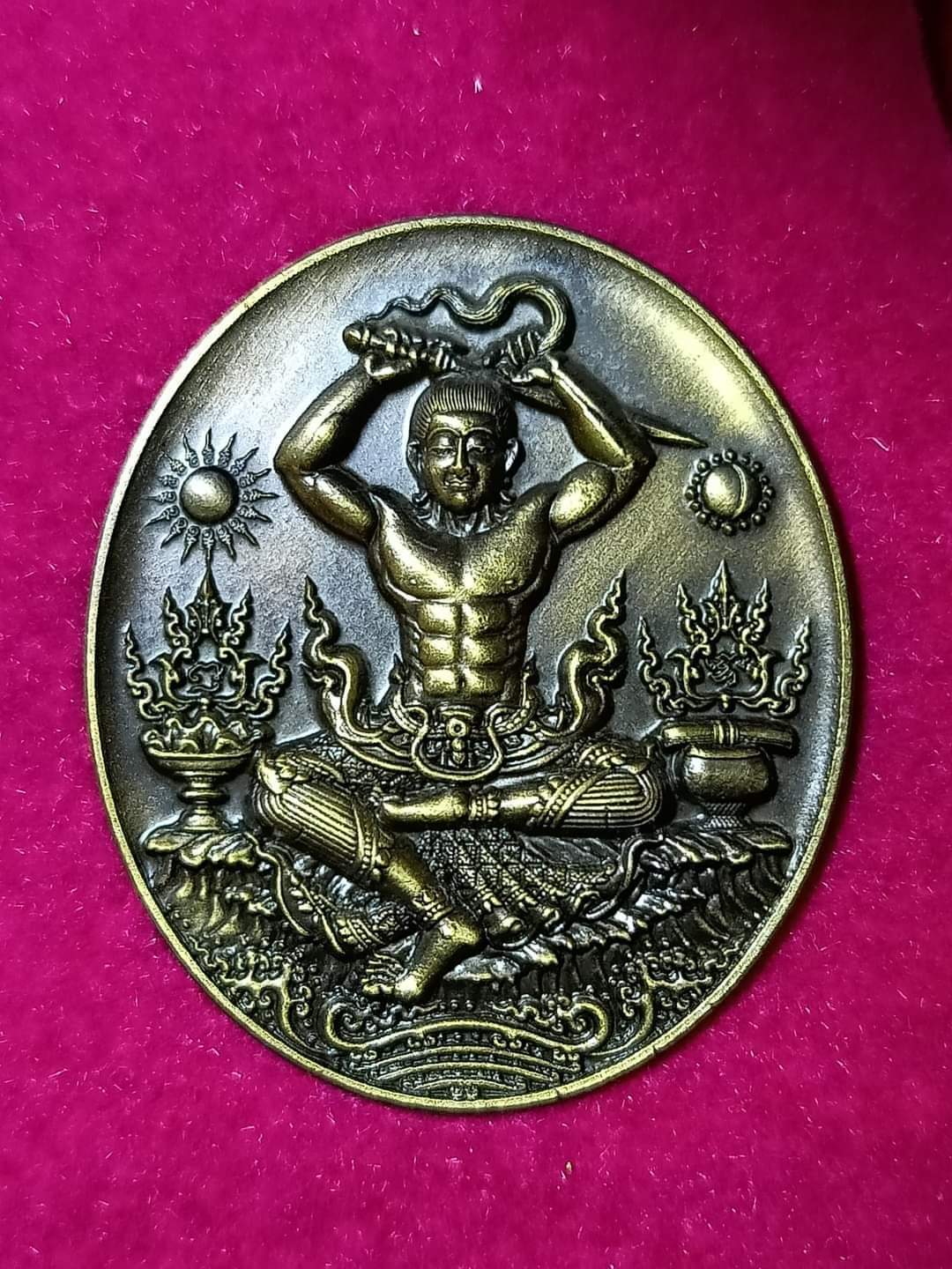 ชุด 3 เหรียญ(เนื้ออัลปาก้า ทองเหลือง ทองแดง ซาติน) เหรียญพุทธศิลป์ เจ้าชายสิทธธัตถะ หลวงปู่จื่อ วัดเขาตาเงาะ จ.ชัยภูมิ 2562 พร้อมกล่องเดิม