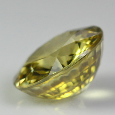 เพทายสีเหลือง (Yellow Zircon) 3.83 กะรัต ไฟดี รูปกลม