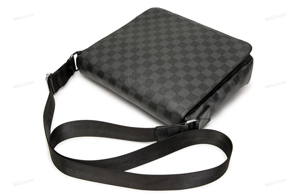 กระเป๋าสะพายข้างผู้ชาย กระเป๋าหนังผู้ชาย รหัส A023