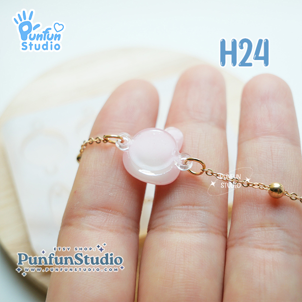 H24 2-Sided Hole Hanger Mold