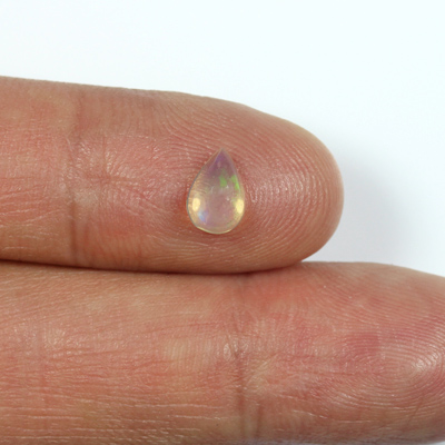 โอปอล (Opal) 0.55 กะรัต เม็ดเล็ก น่ารัก