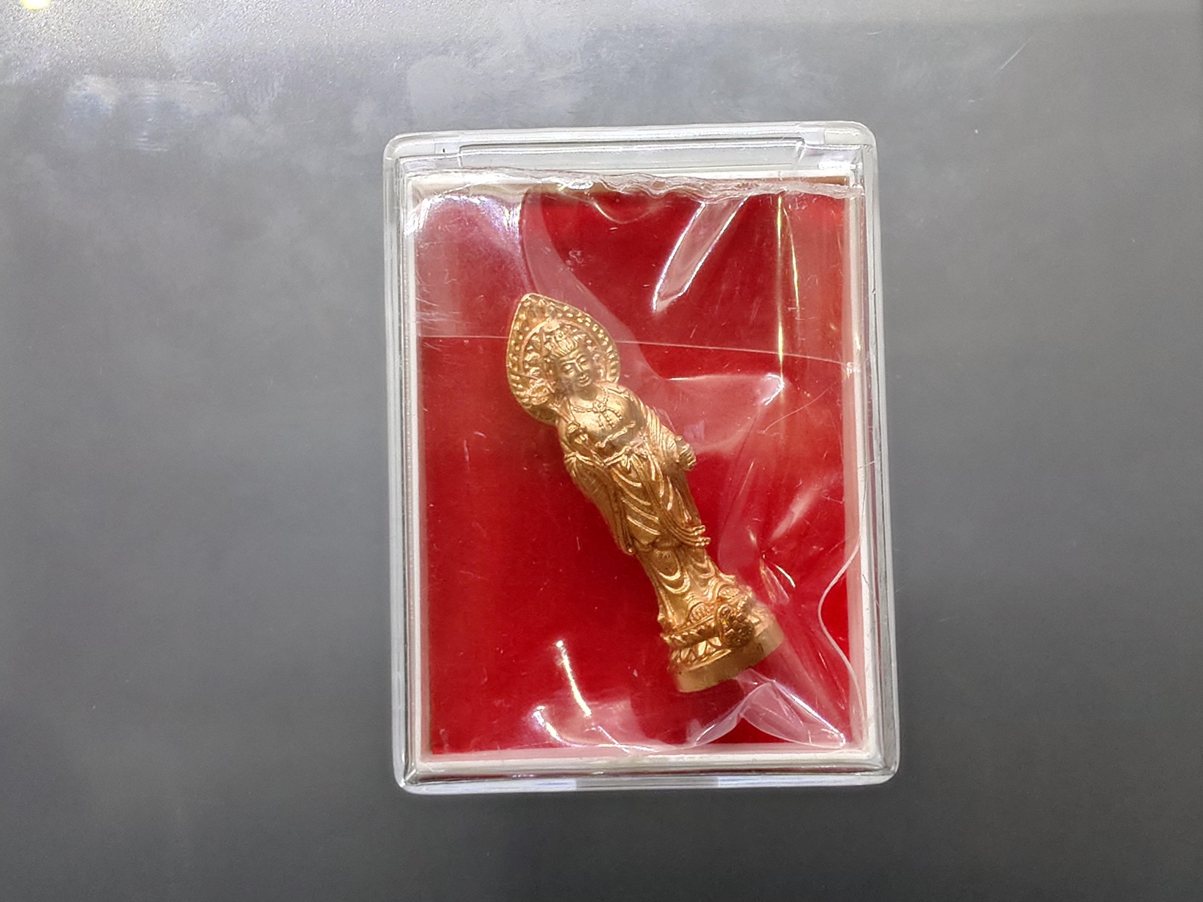 พระโพธิสัตว์อวโลกิเตศวร เจ้าแม่กวนอิม เนื้อกาหลั่ยนาค รุ่นฉลองปีกาญจนาภิเษก พิธีพุทธาภิเษก อ.หาดใหญ่ จ.สงขลา ปี2540