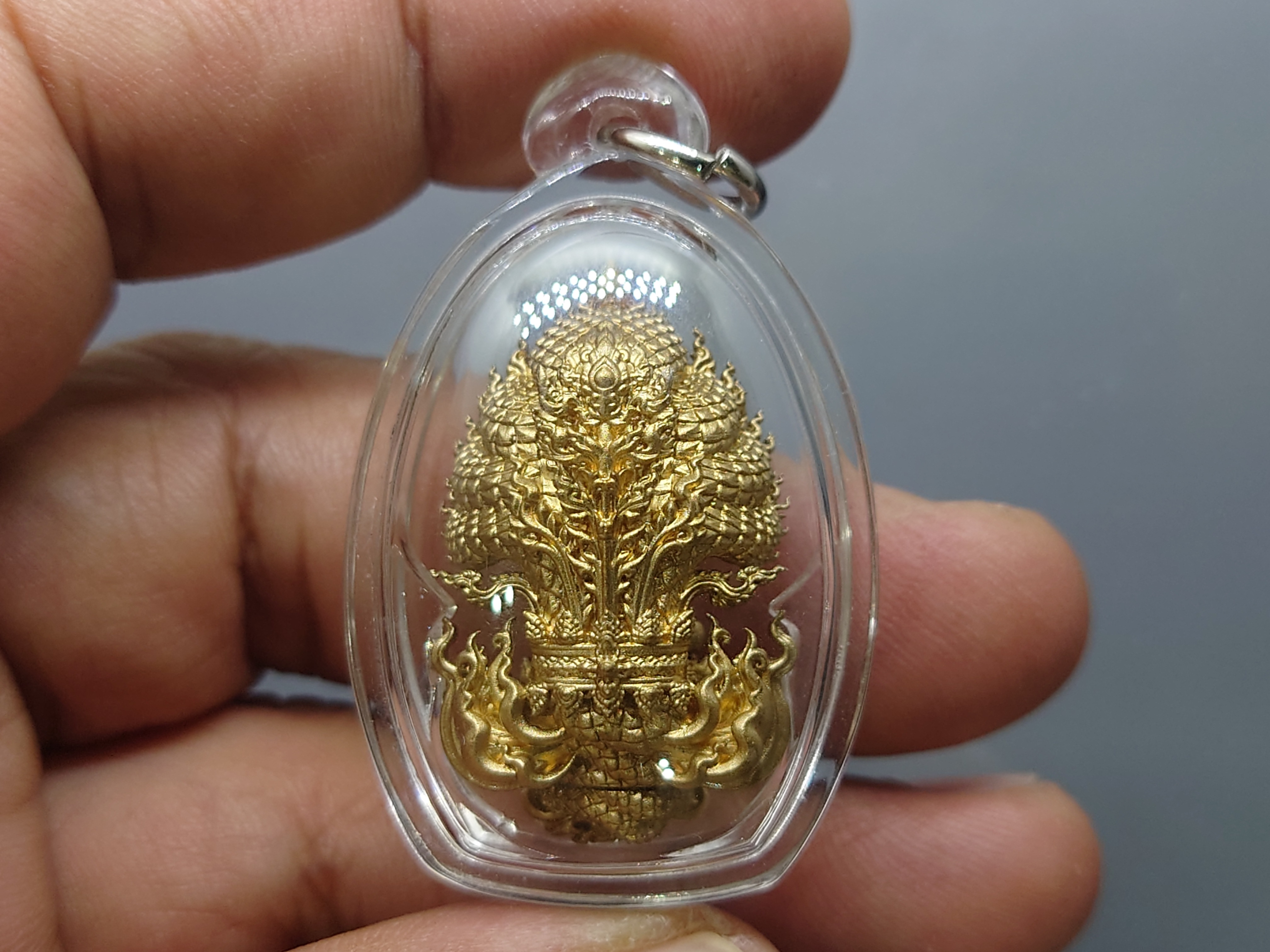 เหรียญหล่อนาคปรกพุทธศิลป พระพุทธสุขนิรันตร์ เนื้อบรอนซ์ พิมพ์เล็ก สร้าง 99 องค์ วัดสิรินธรเทพรัตนาราม พ.ศ.2563 กล่องเดิม