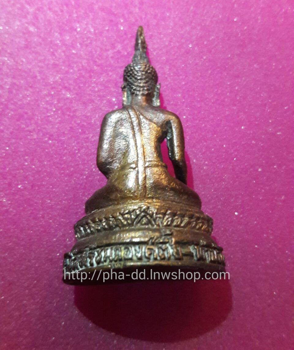 รูปหล่ออุดกริ่ง หลวงพ่อพระเจ้าองค์ตื้อ วัดศรีชมภูองค์ตื้อ อ.ท่าบ่อ จ.หนองคาย ปี 2526