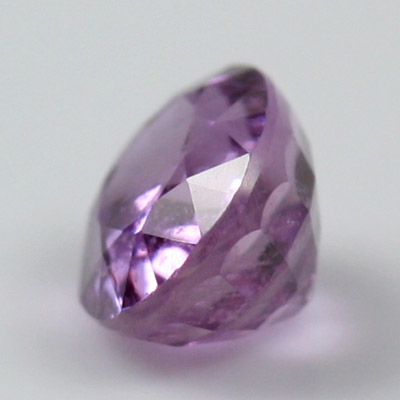 แซปไฟร์สีม่วงชมพู (Violet-Pink Sapphire) 0.71 กะรัต สีม่วงอมชมพู พลอยสด