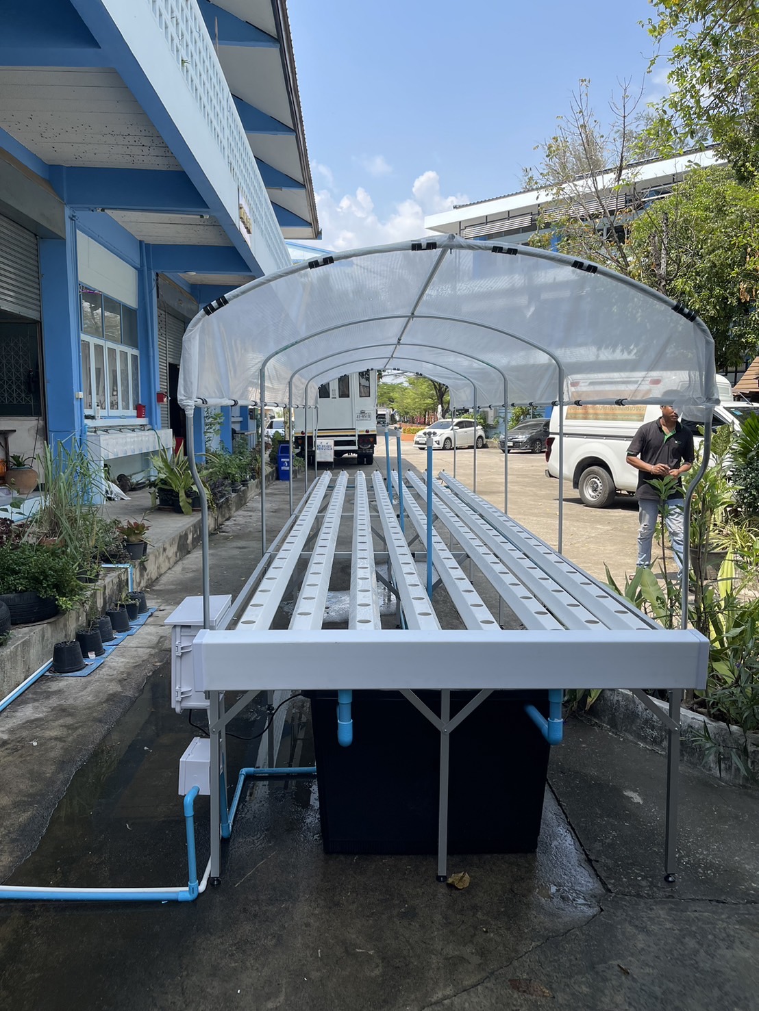 ชุดปลูกผักไฮโดรโปรนิกส์ แบบ ตั้งโต๊ะ ขนาด 6 เมตร จำนวน 8 รางปลูก