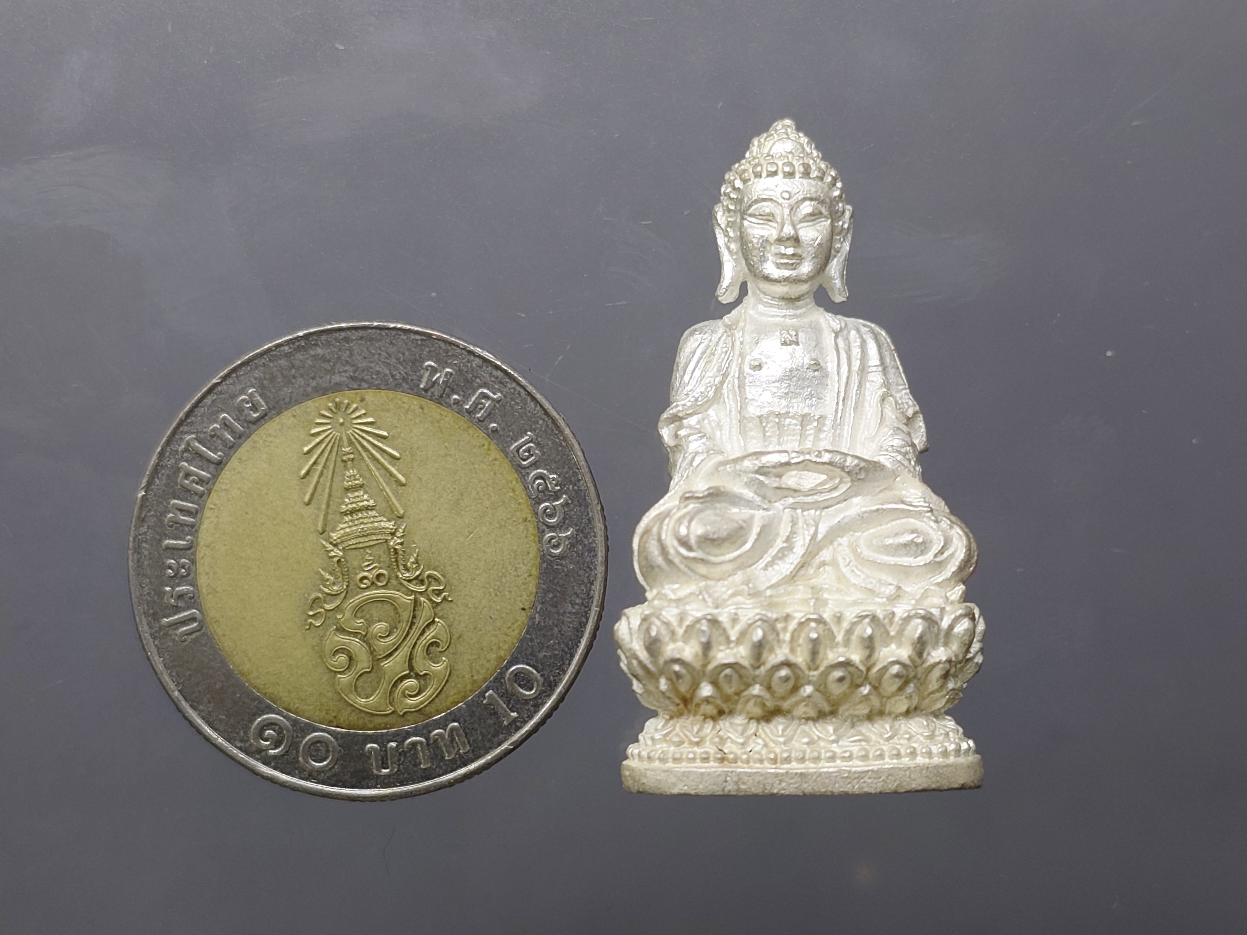 พระกริ่งจีน ต้าเยิ่นถะ ญสส รุ่นแรก เนื้อเงิน รุ่นจาริกเมืองจีน ปี2536 พร้อมกล่องเดิม