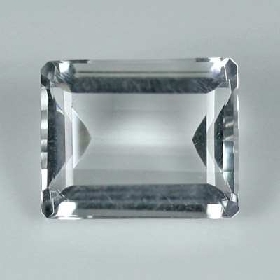 **ขายแล้ว**พีทาไลท์ (Petalite) 3.36 กะรัต เนื้อใส รูปสี่เหลี่ยม หายากมาก
