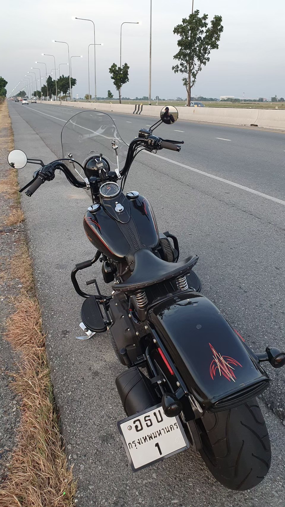 ชิวหน้า ไฟกลม ทรงสูง 47 ซม. สีใส