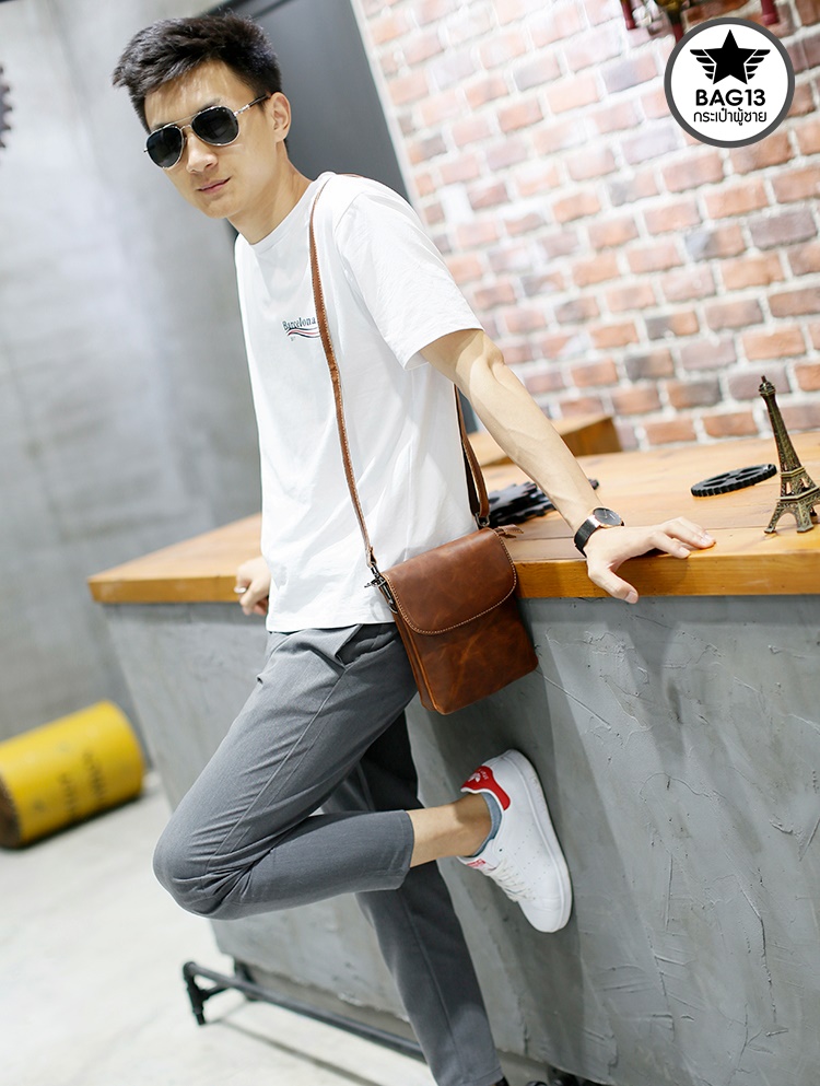 กระเป๋าสะพายข้างผู้ชาย รหัส A012
