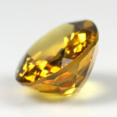 **ขายแล้ว**เบริลสีเหลือง (Yellow Beryl) 1.99 กะรัต สีเหลืองทอง รูปไข่ ไฟดี