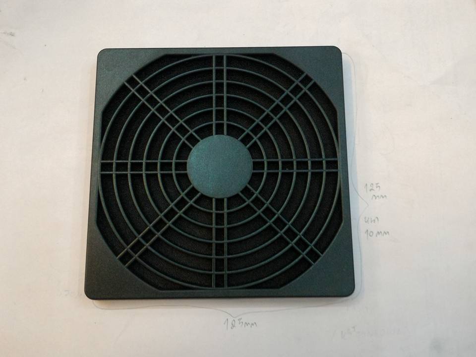 ตะแกรงพัดลมฟองน้ำตะแกงพัดลมฟิลเตอร์กรองฝุ่นฟอกอากาศใช้กับพัดลมขนาด120X120MM(4.5นิ้ว)ตะแกงพัดลมสีดำ
