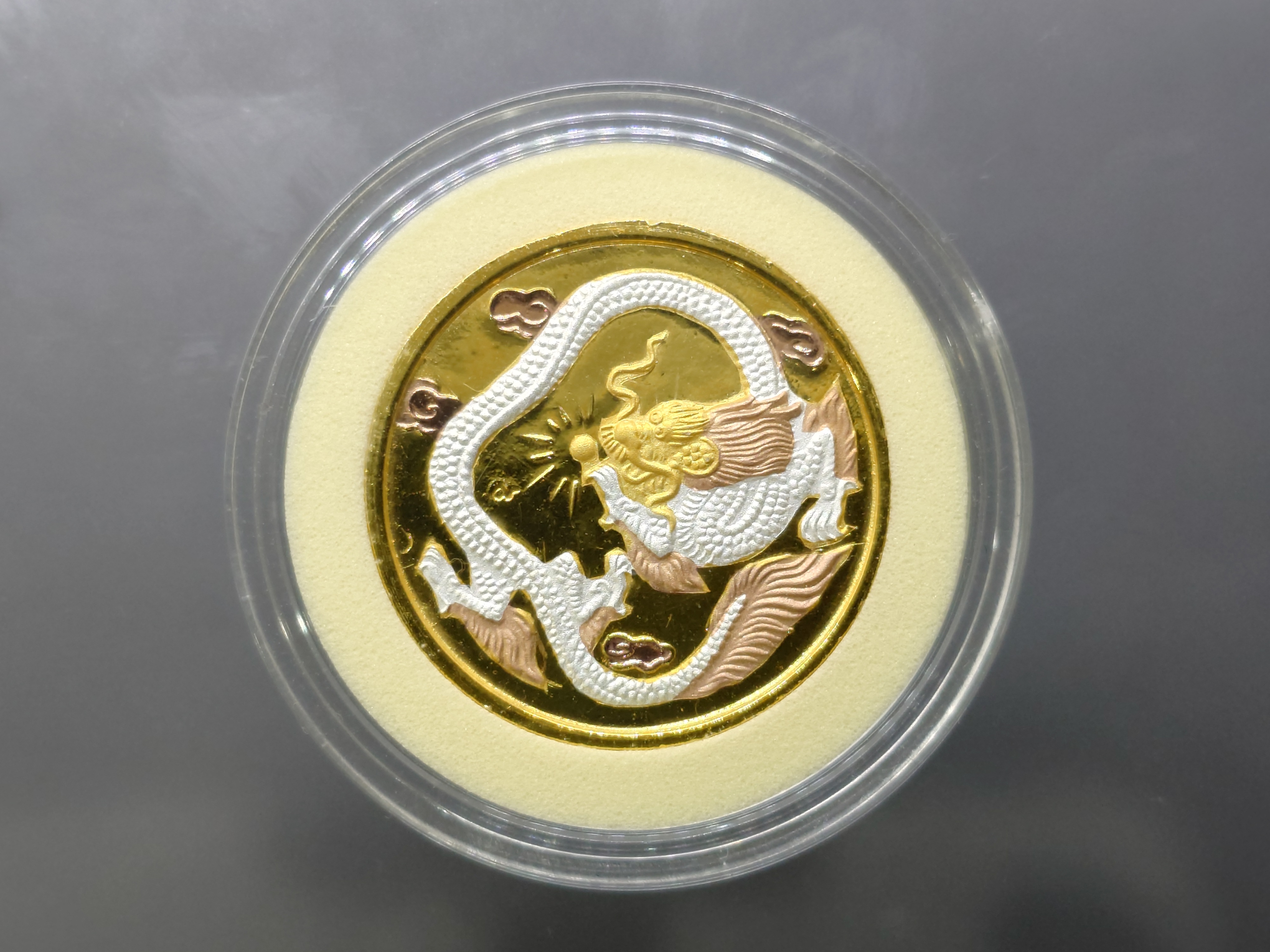 เจ้าแม่กวนอิม อวโรกิเตศวร หลังมังกร เนื้อทองแดงสามกษัตริย์ 85 ปี สมเด็จพระพุทธปาพจนบดี วัดราชบพิธสถิตมหาสีมาราม ปี 2536 พร้อมตลับเดิม