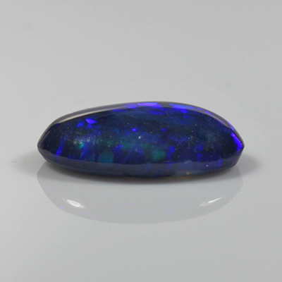 **ขายแล้ว**แบล็คโอปอล (Black Opal) จากออสเตรเลีย 3.37 กะรัต พลอยดิบ มีใบเซอร์ GIT