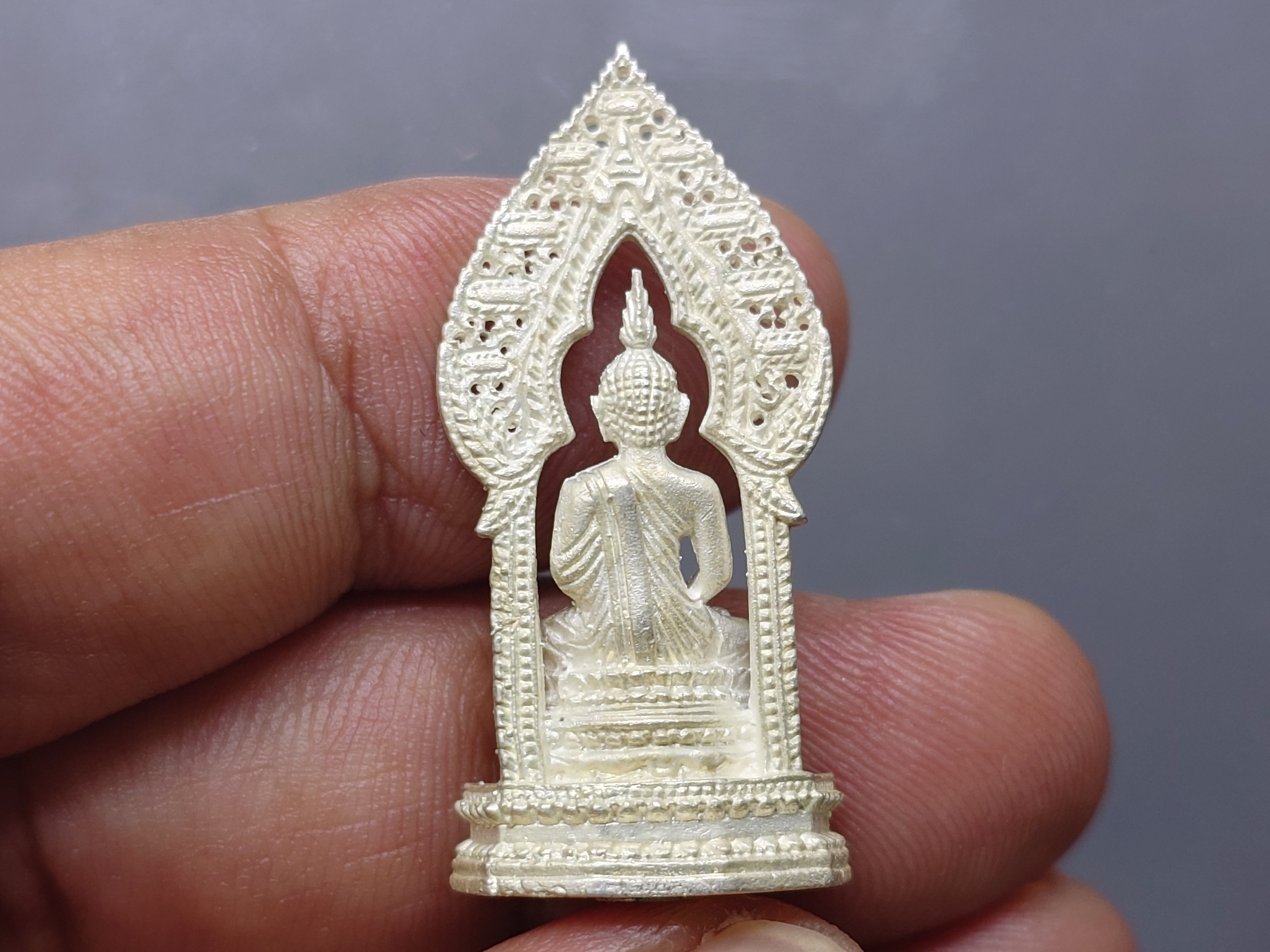 พระกริ่งนิรันตราย ฉลองสิริอายุครบ 8 รอบ สมเด็จพระมหาวีรวงศ์ เนื้อเงิน วัดราชประดิษฐสถิตมหาสีมาราม ปี2543 พร้อมตลับเดิม