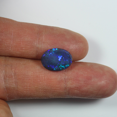 **ขายแล้ว**แบล็คโอปอล (Black Opal) จากออสเตรเลีย 3.37 กะรัต พลอยดิบ มีใบเซอร์ GIT