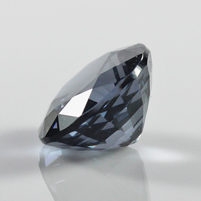 สปิเนลสีน้ำเงิน (Spinel) 1.80 กะรัต ไฟดี ประกายดี