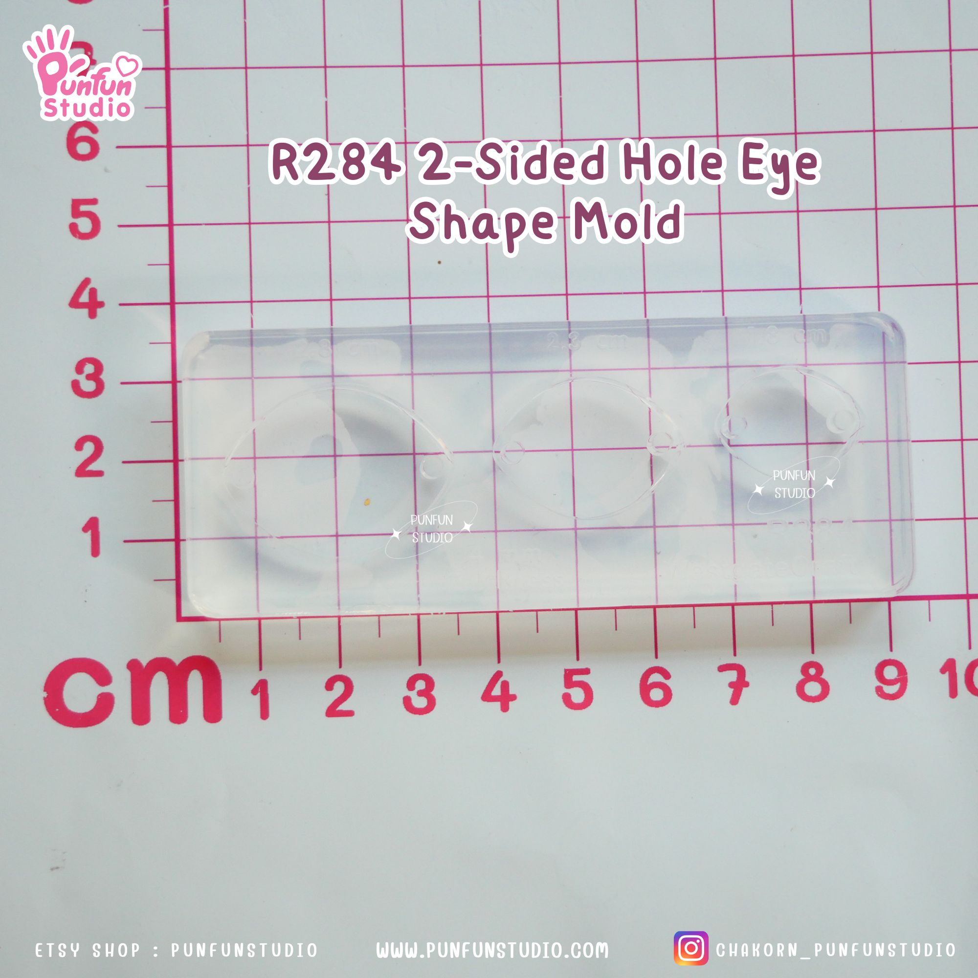 R284 2-Sided Hole Eye Shape Mold / 3 in 1 / Size 2.8, 2.3, 1.8 cm / UV Clear
