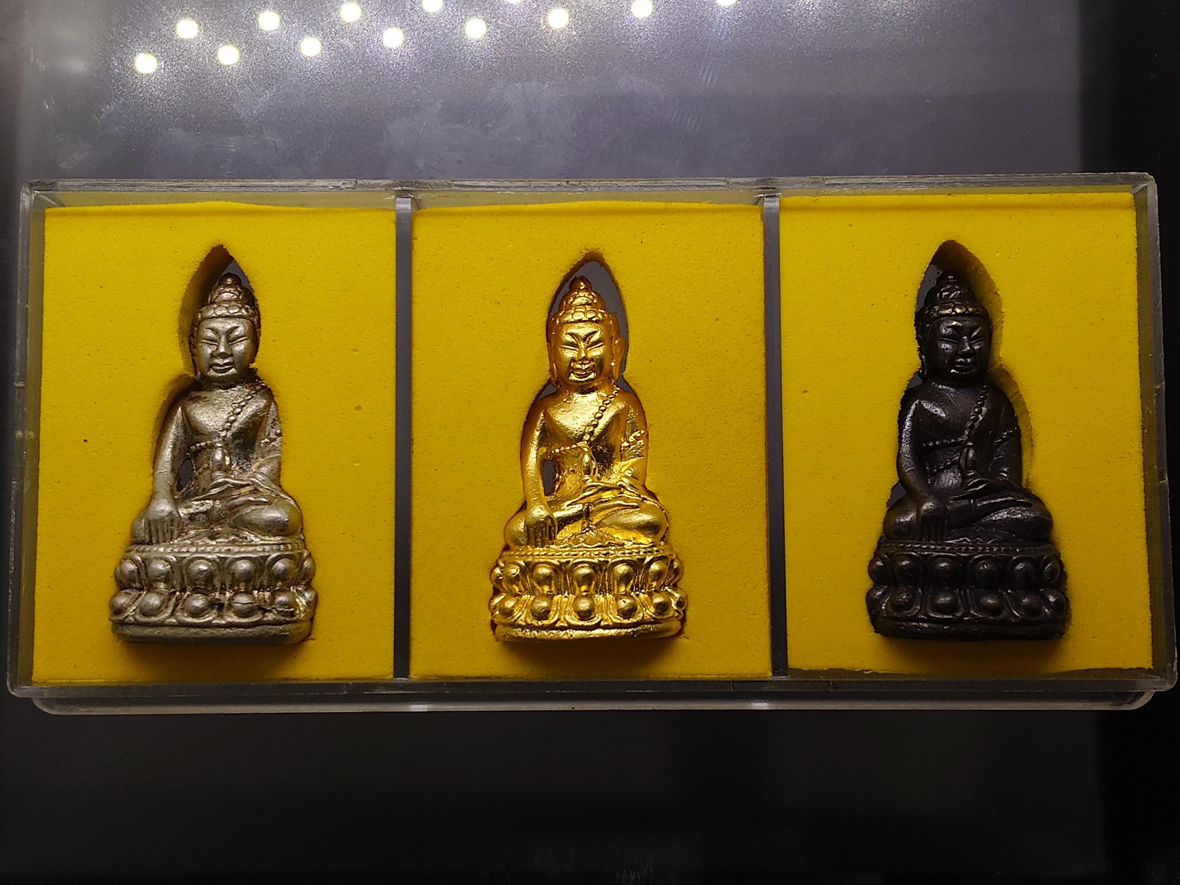 พระกริ่งบารมี ๘๔ ญสส 84 พรรษา สมเด็จพระญาณสังวร สมเด็จพระสังฆราช เนื้อโลหะผสม วัดบวรนิเวศวิหาร ปี2540 พร้อมกล่องเดิม