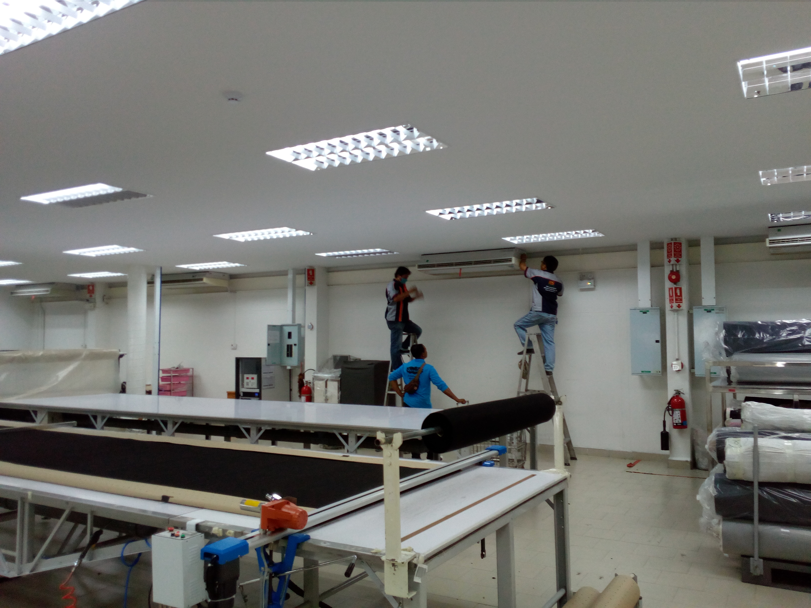 PM CLEANING AIR CONDITION CEILING TYPE 25000 btu - 35000 btu
