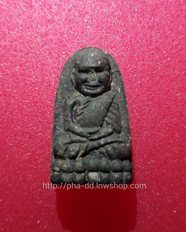 พระของขวัญพิมพ์จิ๋ว หลวงปู่ทวดเนื้อว่าน108โรยแร่บางสะพาน วัดห้วยมงคล จ.ประจวบคีรีขันธ์ (พร้อมกล่องเดิมจากวัด)