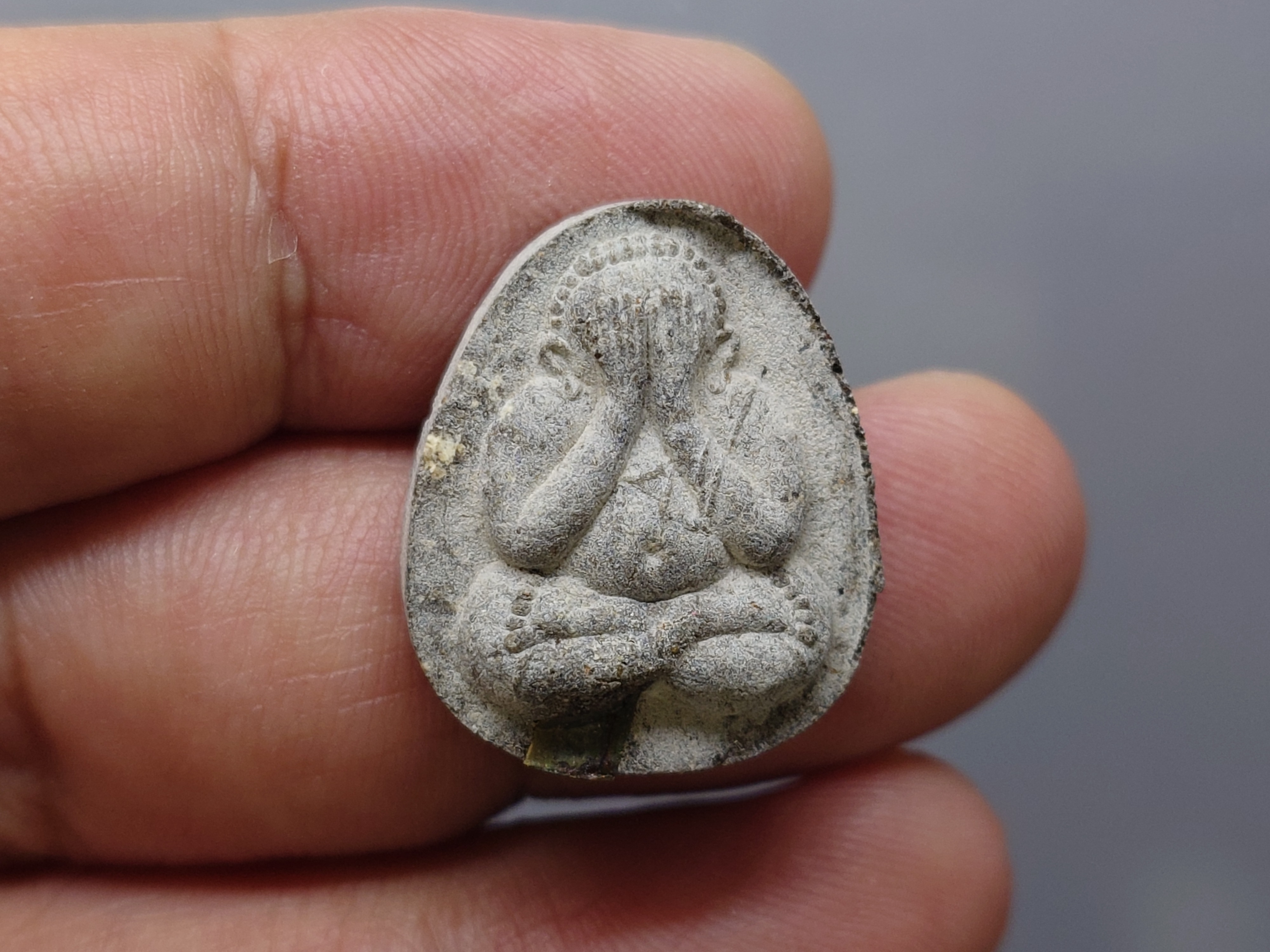 พระปิดตา หลังยันต์ดวงเล็ก หลวงปู่โต๊ะปลุกเสก เนื้อผงใบลาน สมเด็จพระญาณสังวร (เจริญ) วัดบวรนิเวศวิหาร ปี2523 พร้อมบัตรรับรองพระแท้