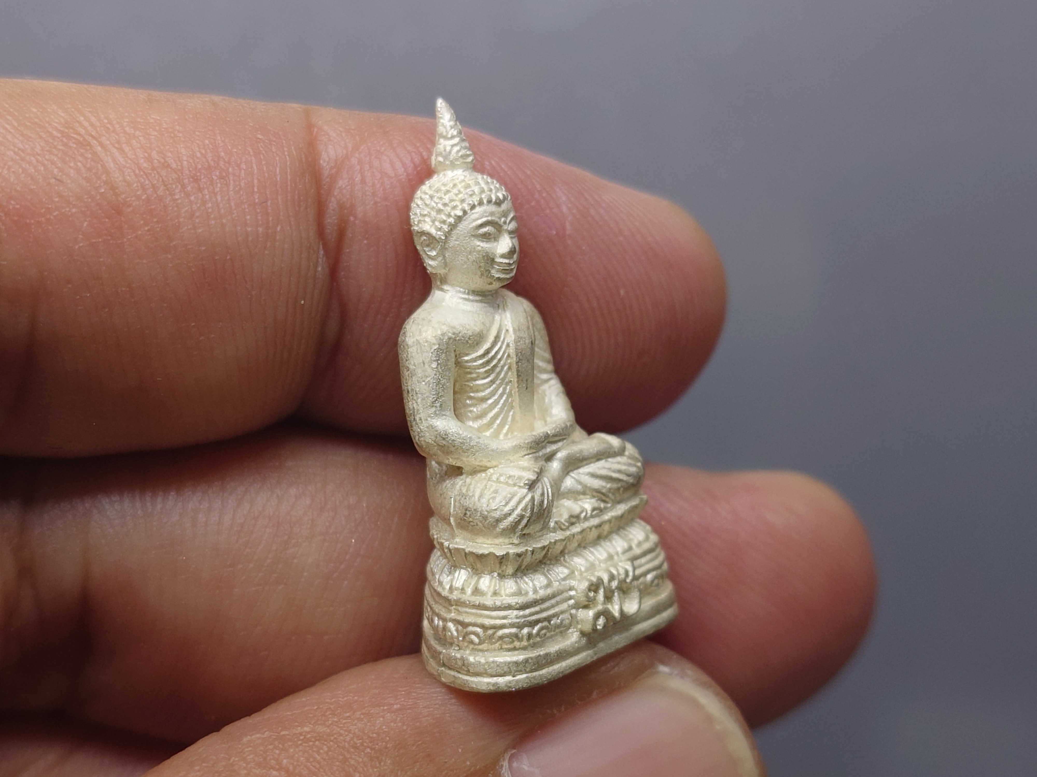 พระกริ่งนิรันตราย ญสส. เนื้อเงิน วัดบวรนิเวศวิหาร ปี2534 พร้อมกล่องเดิม