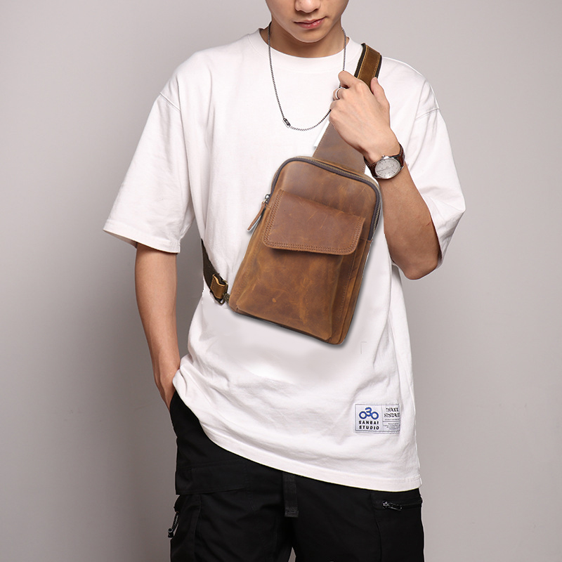 กระเป๋าคาดอกผู้ชาย หนังแท้ CODE:B052