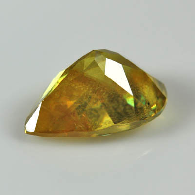 **ขายแล้ว**สฟีน (Sphene) 0.89 กะรัต สีเหลือง ไฟดี ประกายดี