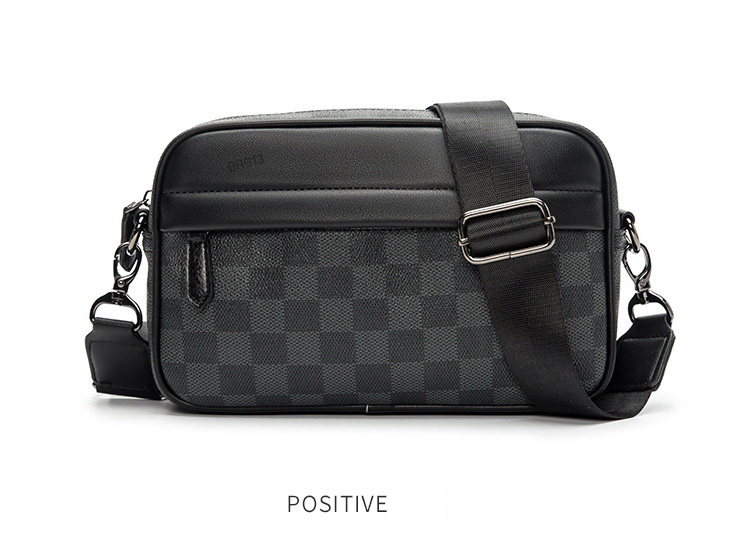 กระเป๋าสะพายข้างผู้ชาย รหัส A015