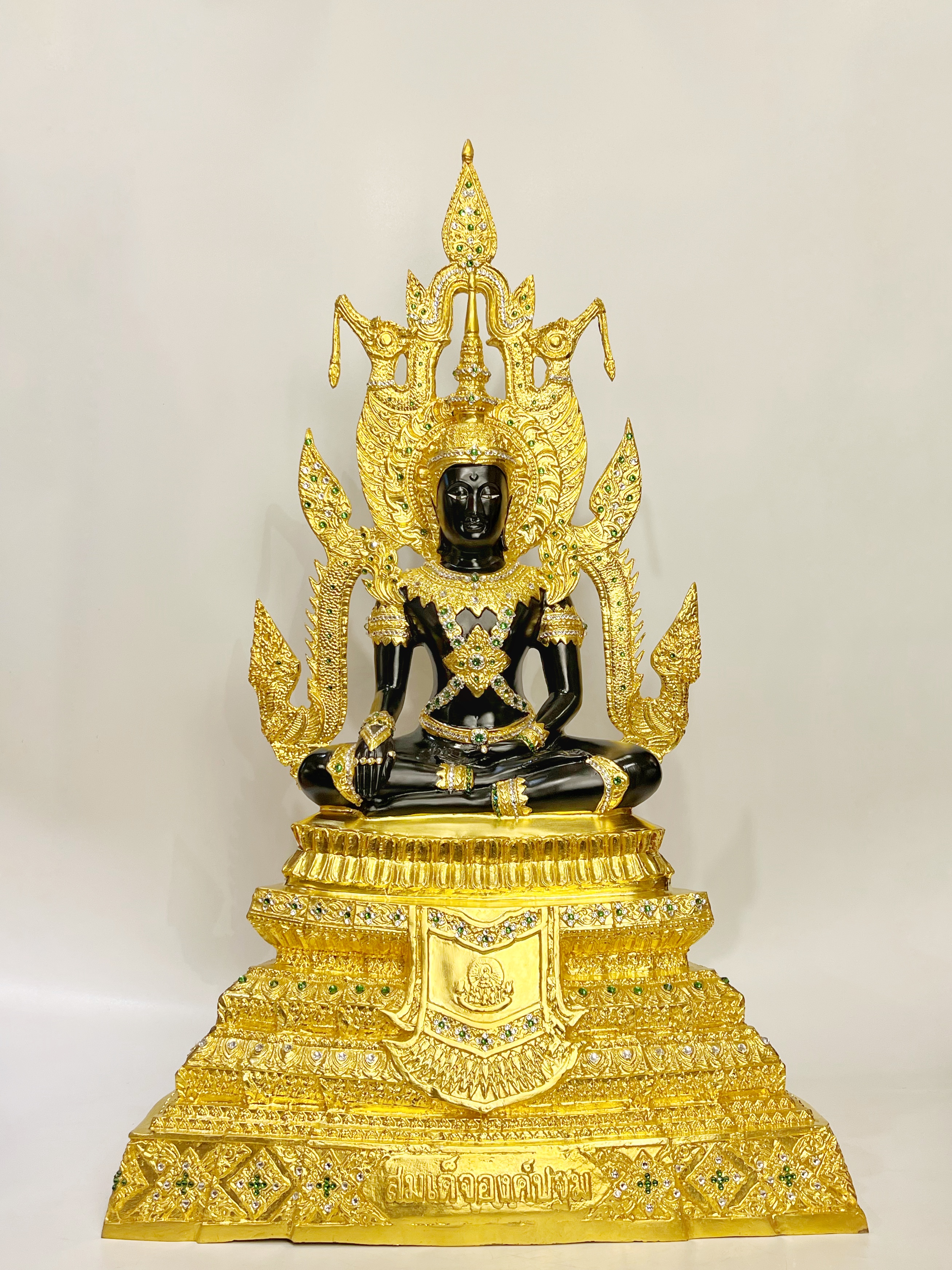 พระพุทธรูป สมเด็จองค์ปฐม หน้าตัก 12 นิ้ว หลวงพ่อฤาษีลิงดำจัดสร้าง วัดจันทาราม (วัดท่าซุง) จ.อุทัยธานี พ.ศ.2532